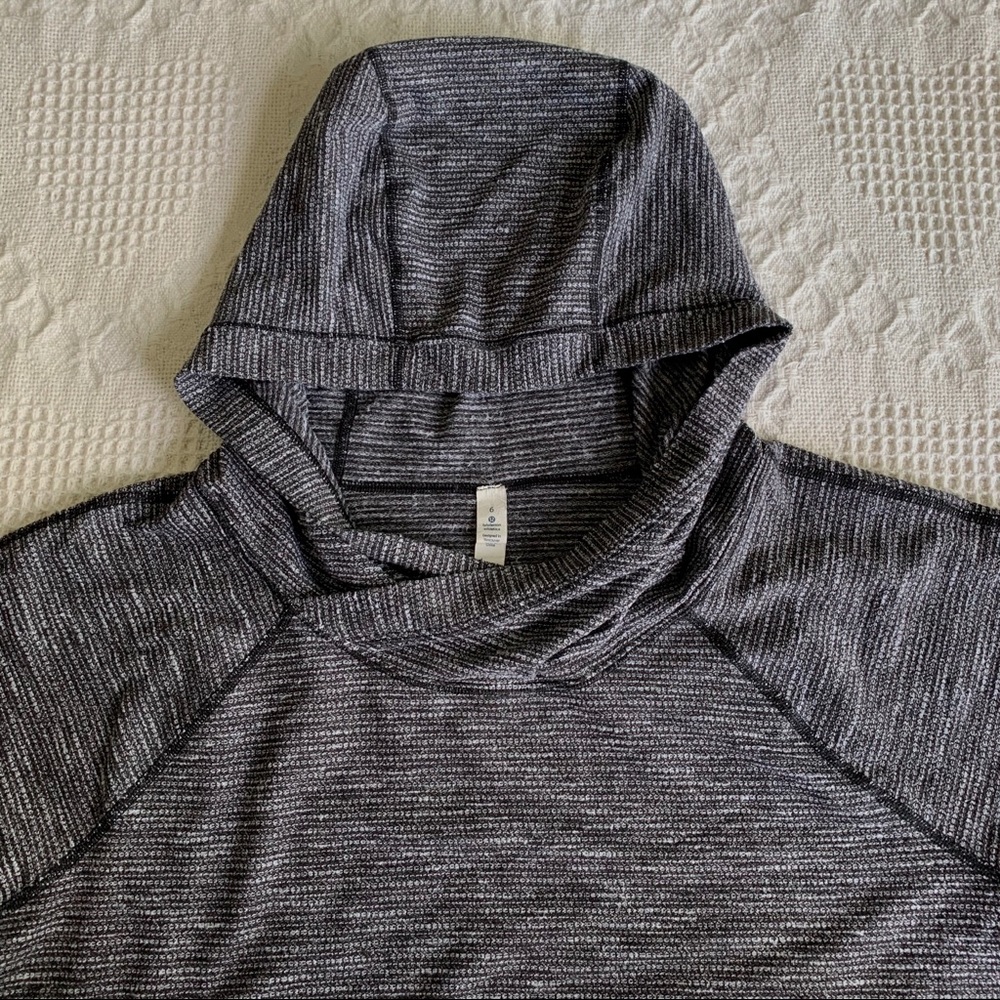 Lululemon pullover - Picture 4 of 9